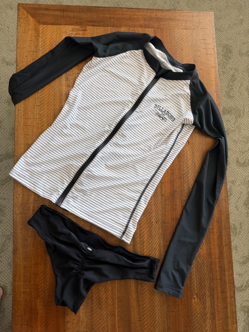Billabong Black and White Striped Long Sleeve Rash Guard - Rip Curl Scrunch Butt